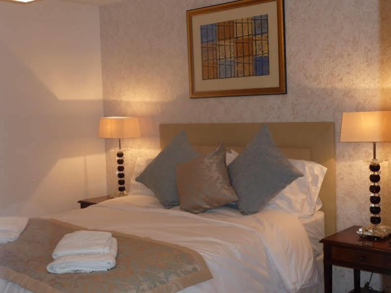 Cameron House Landford Eksteriør billede